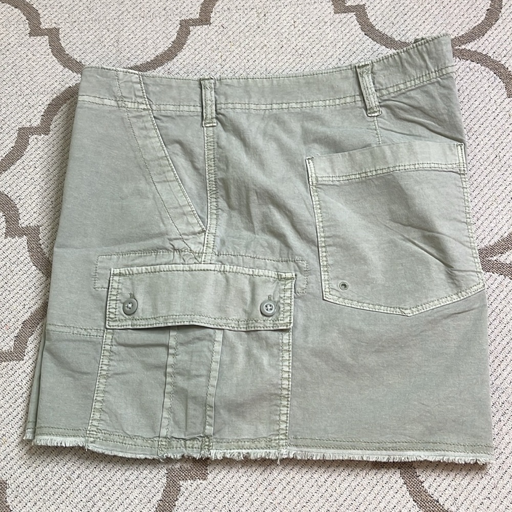 American Eagle Outfitters 90’s boyfriend short Cargo Shorts Relaxed Fit, Size 18 - Picture 15 of 17